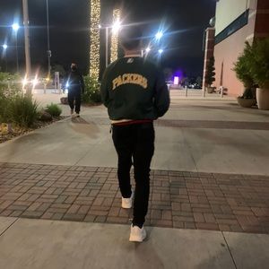 Meet your Posher, Taylor